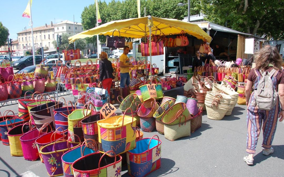 Le Marché de Carpentras et l&rsquo;histoire des produits du terroir – Carpentras